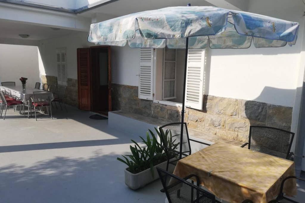Villa Ribaric à Banjol Extérieur photo