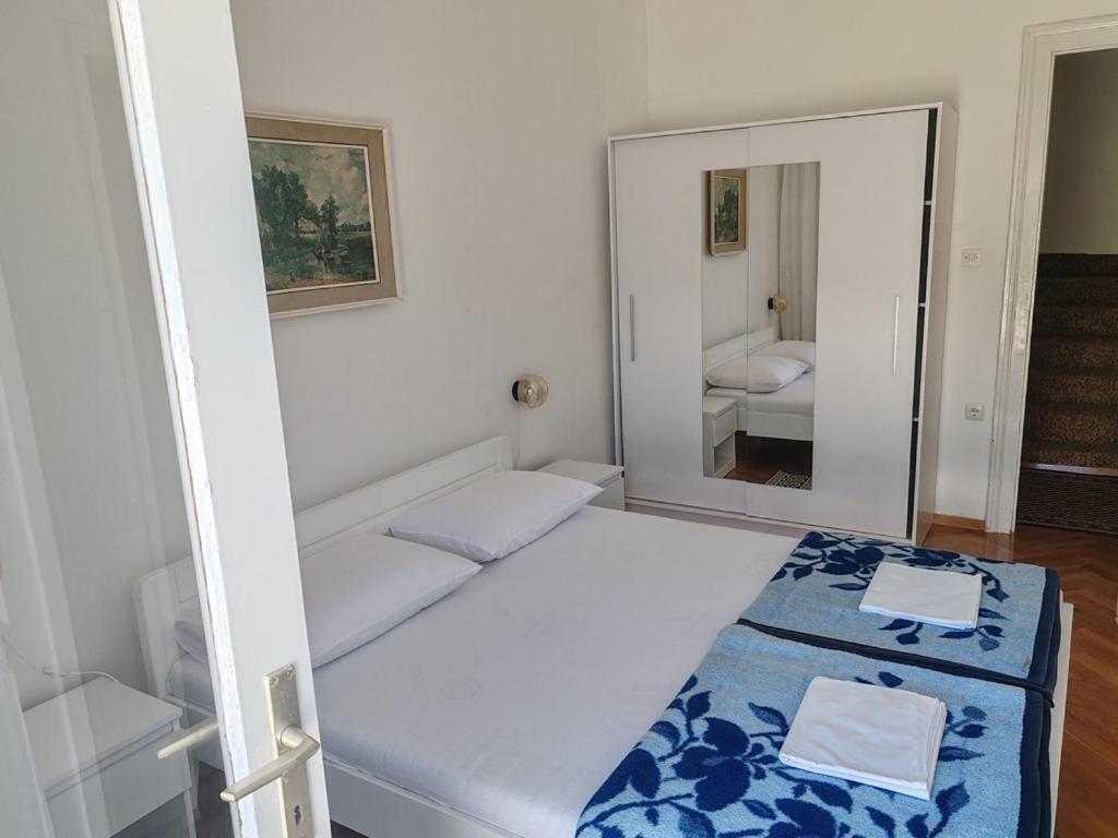 Villa Ribaric à Banjol Extérieur photo